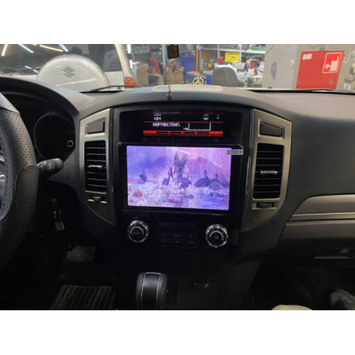 Магнитола для Mitsubishi Pajero 4 2006+ VGA (cо встроенным модулем для подключения камер 360) на Андроид 13.0 VGA458U2K360